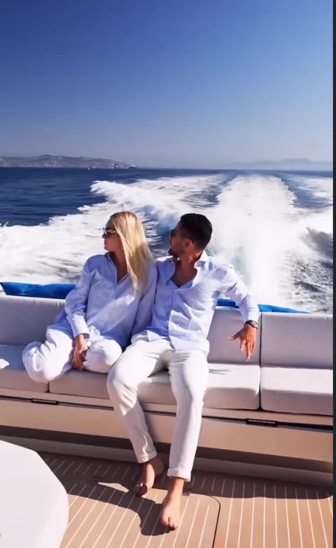 Client memory 14 aboard our yacht in Mykonos
