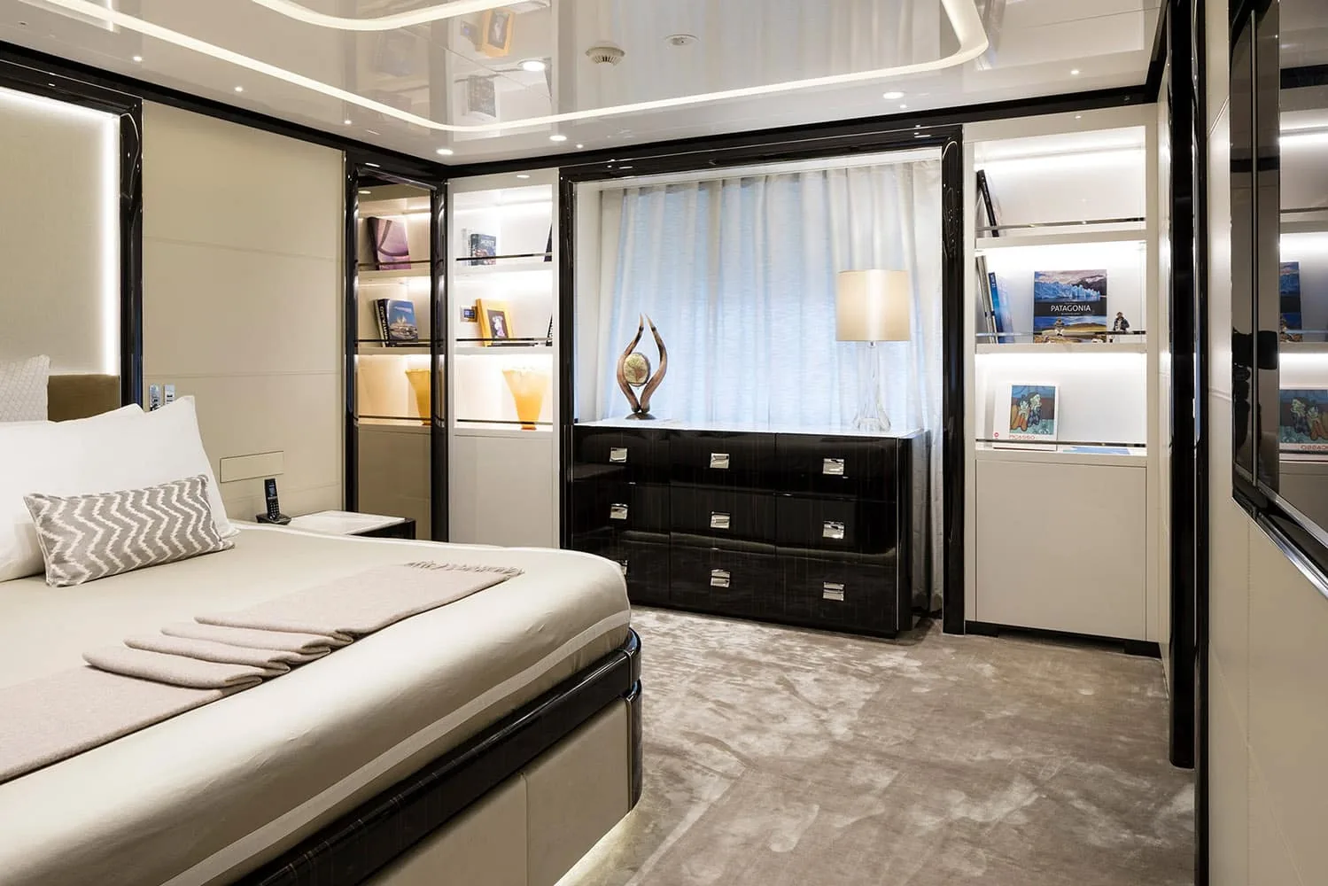 ANDIAMO - photo 14 yacht charter Mykonos