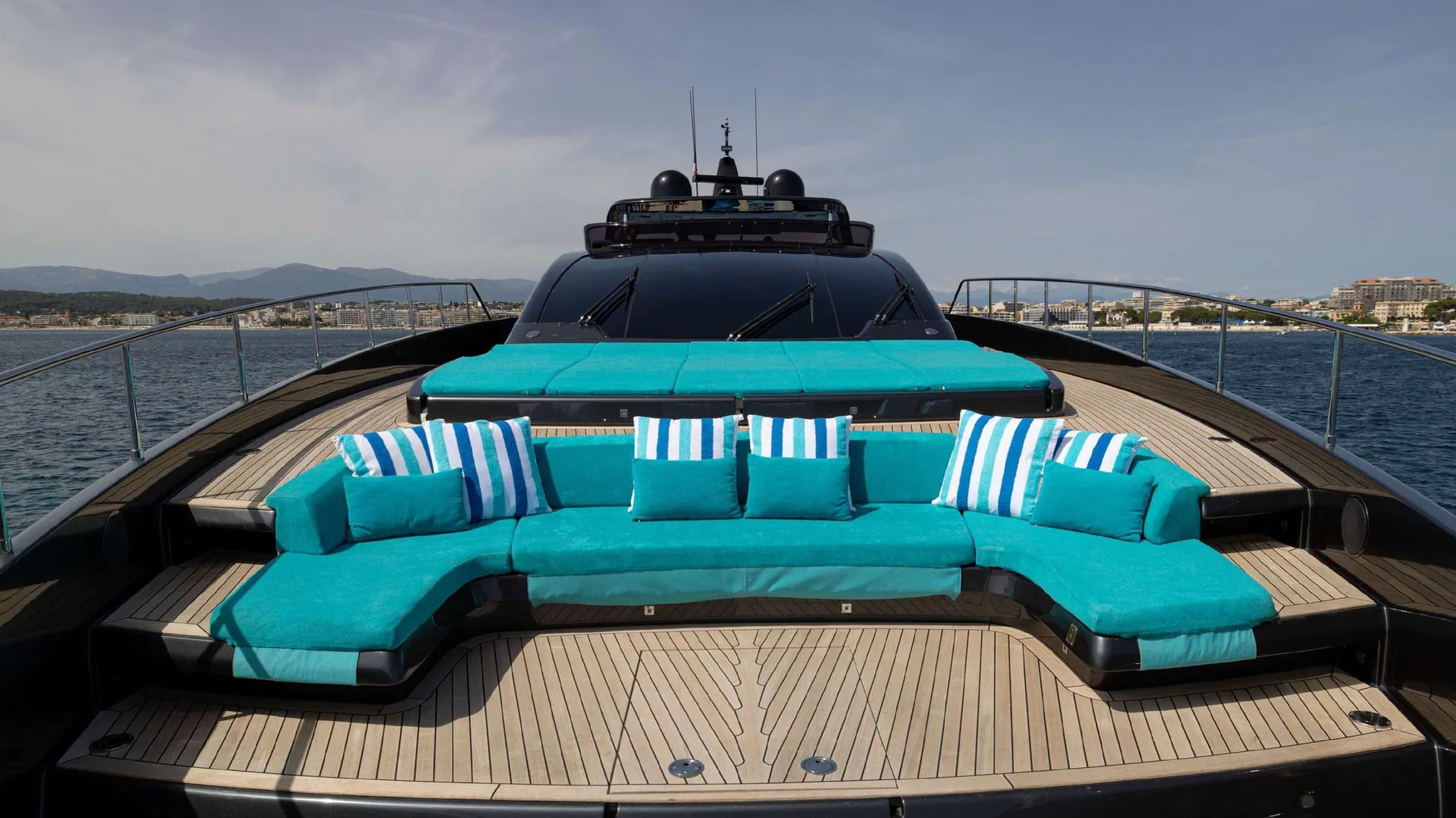 Ariyas - photo 10 yacht charter Mykonos