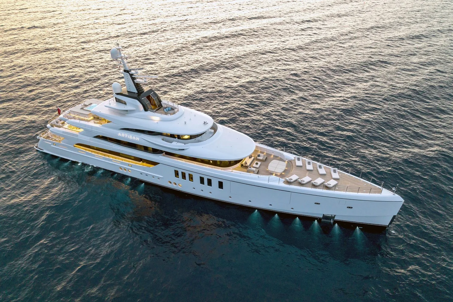 ARTISAN - photo 1 yacht charter Mykonos