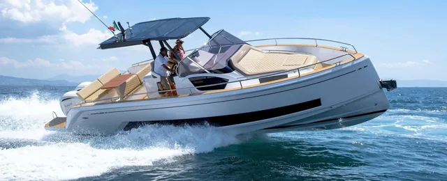 Avangarde 35 - yacht charter Mykonos