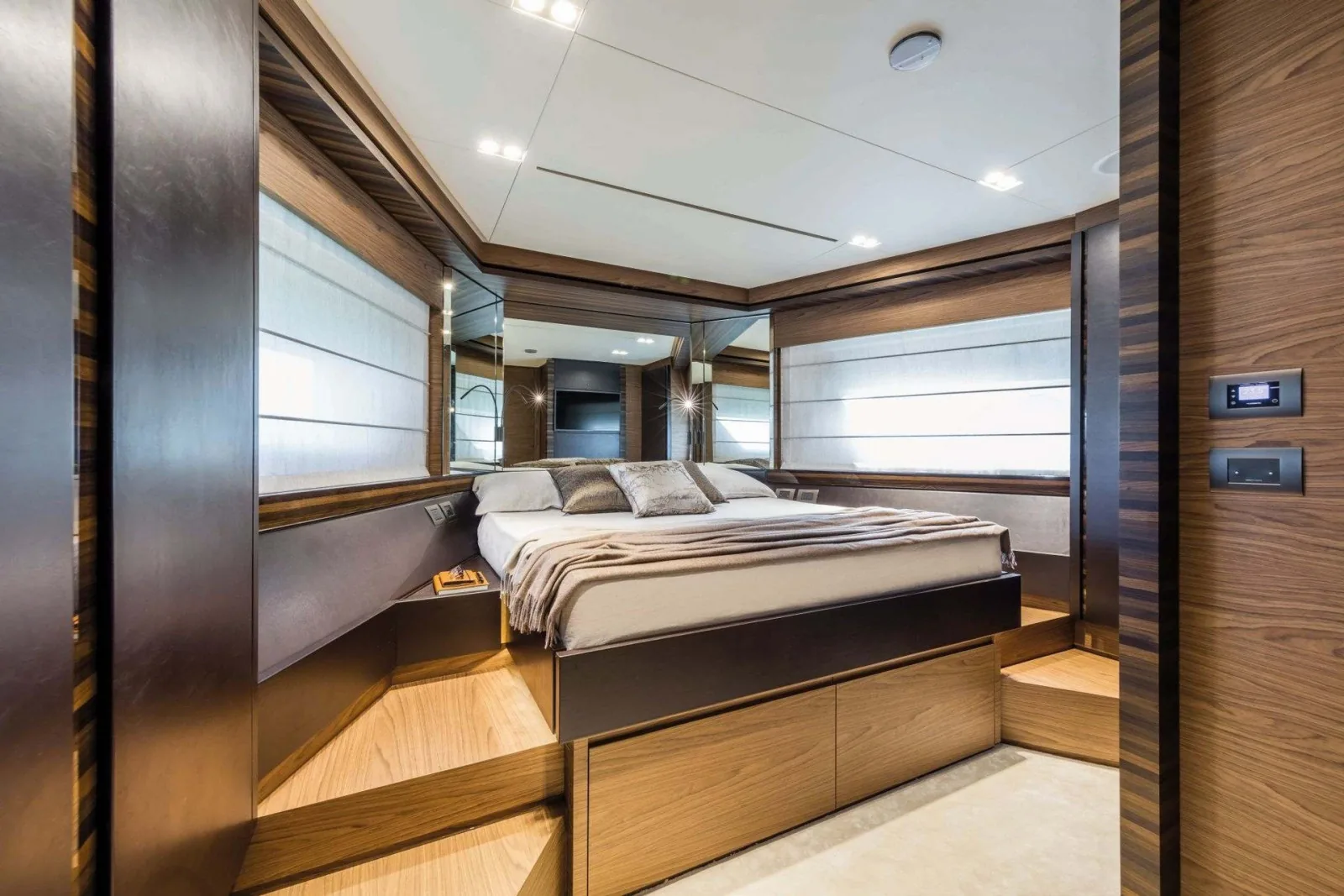 CARE ONE - photo 16 yacht charter Mykonos