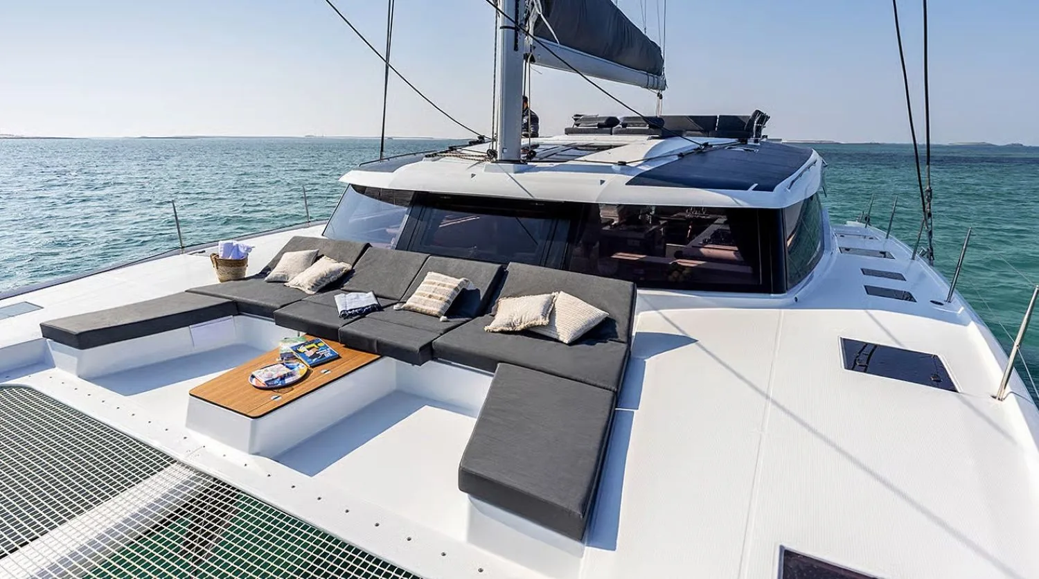 CATAMARAN AURA 51 - photo 4 yacht charter Mykonos