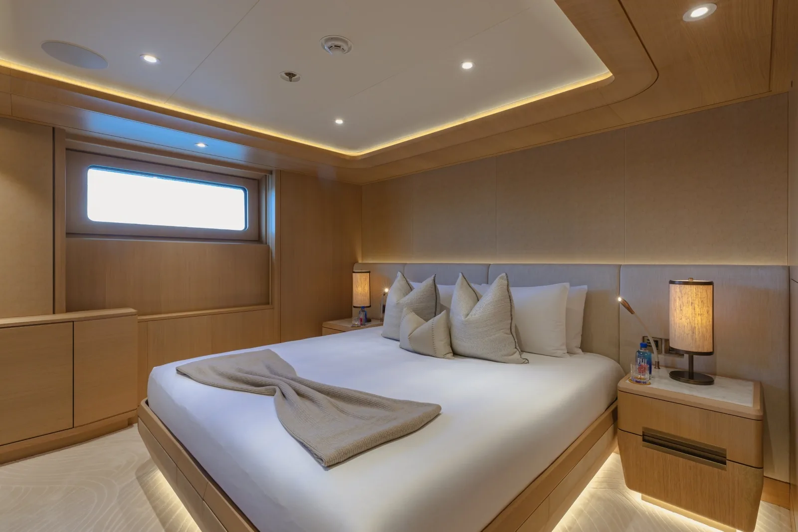 COME TOGETHER - photo 37 yacht charter Mykonos