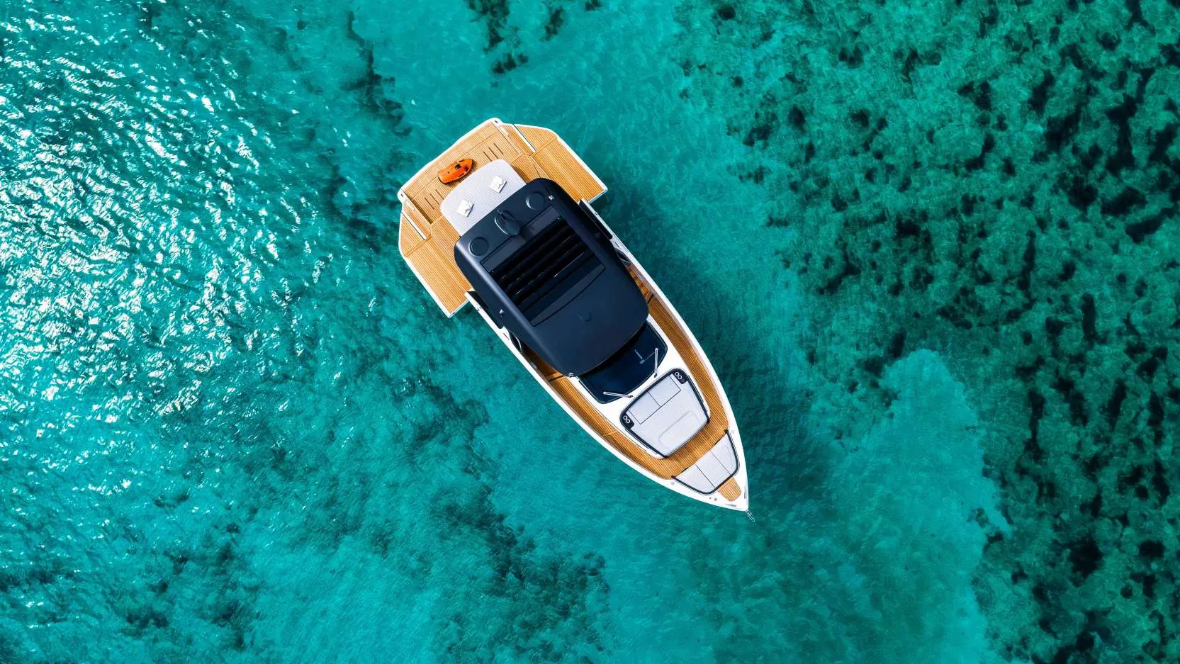 Cranchi A46 - photo 8 yacht charter Mykonos