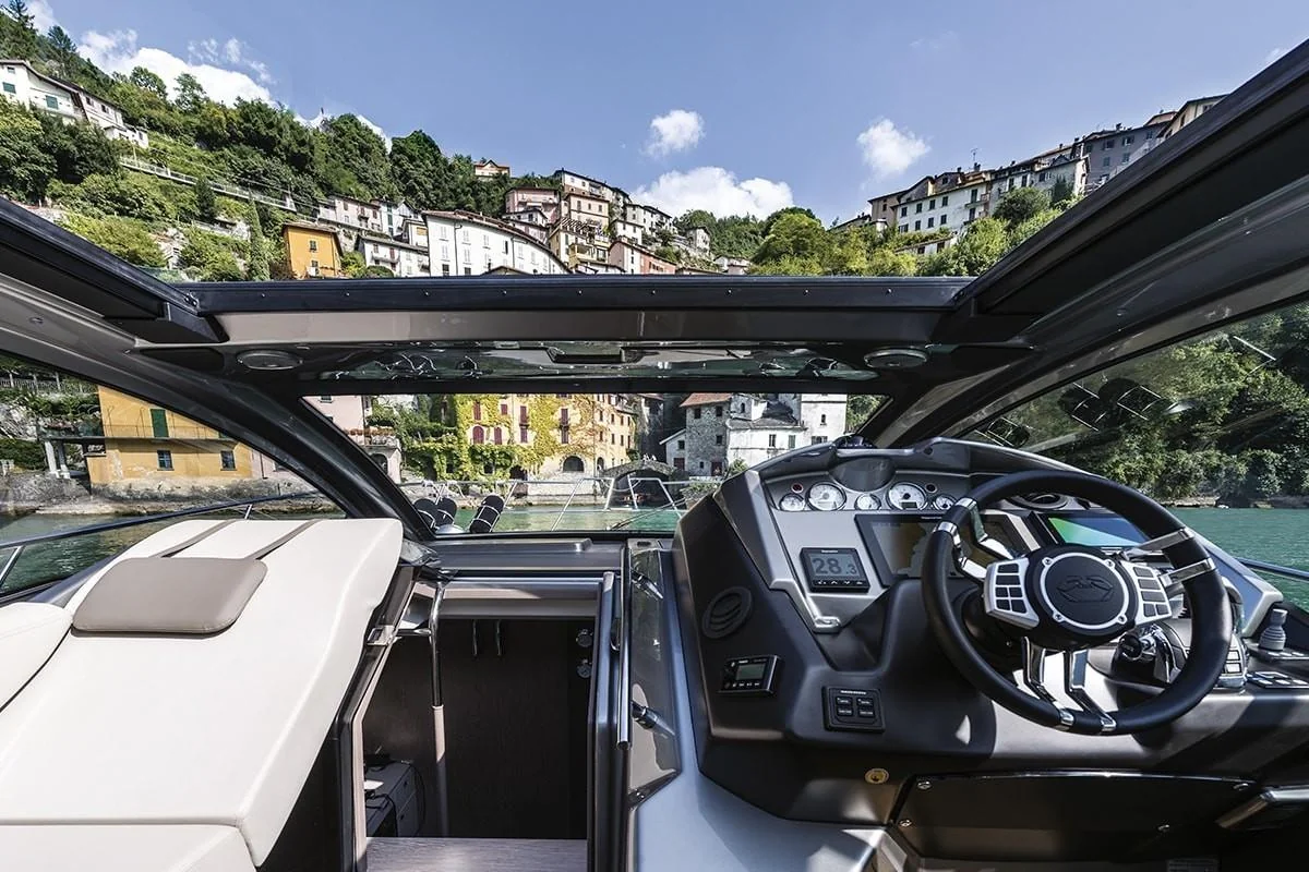 Cranchi M44 HT - photo 17 yacht charter Mykonos