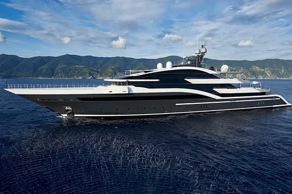 DAR - yacht charter Mykonos