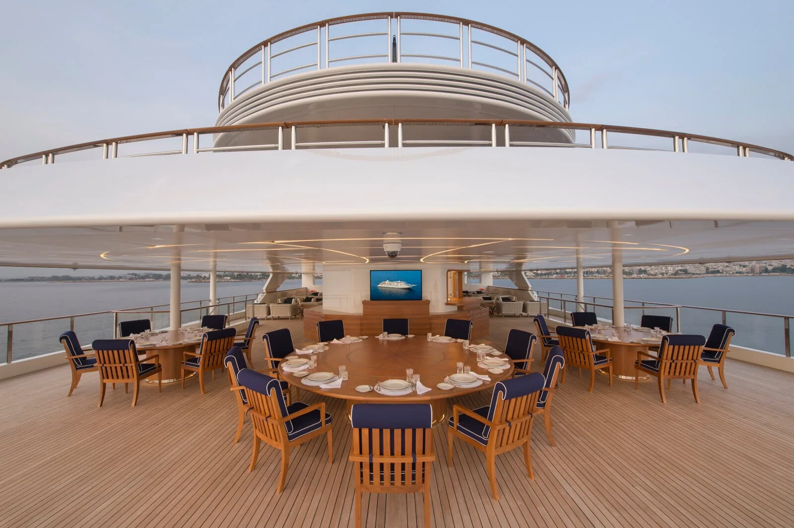 DREAM - photo 8 yacht charter Mykonos