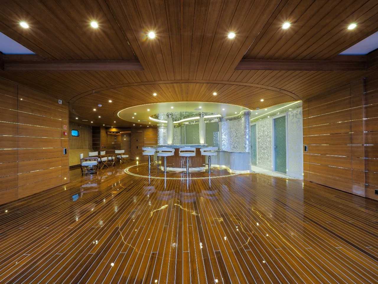 ELEMENTS - photo 14 yacht charter Mykonos