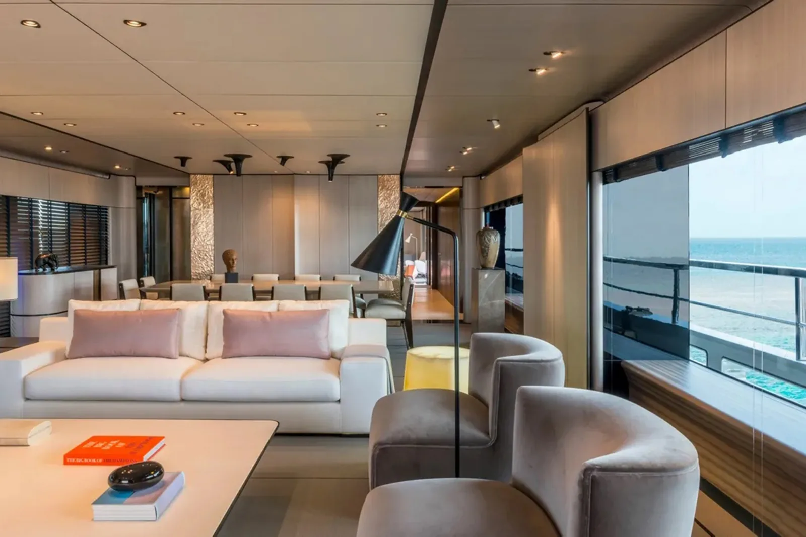 ENDEAVOUR 2 - photo 5 yacht charter Mykonos