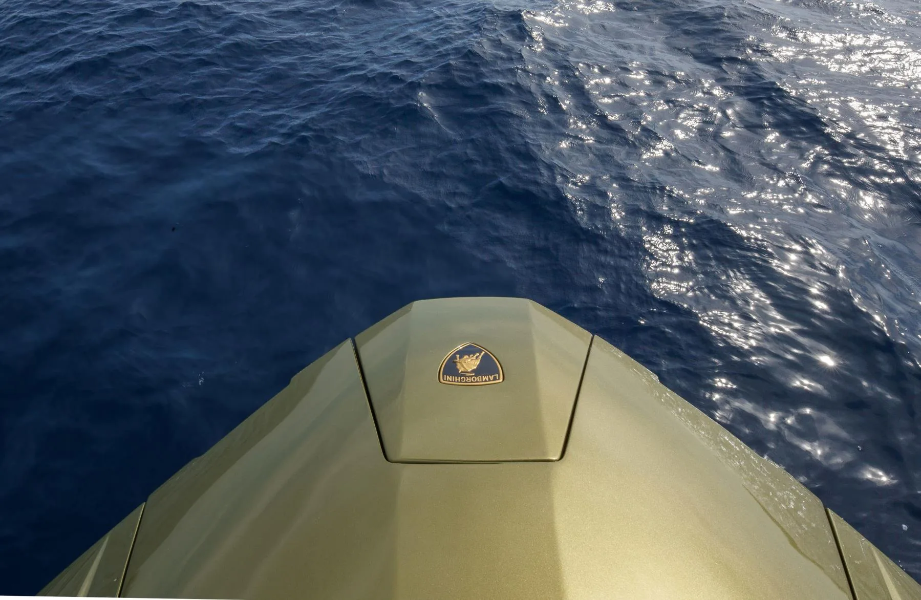 Fast One - photo 16 yacht charter Mykonos