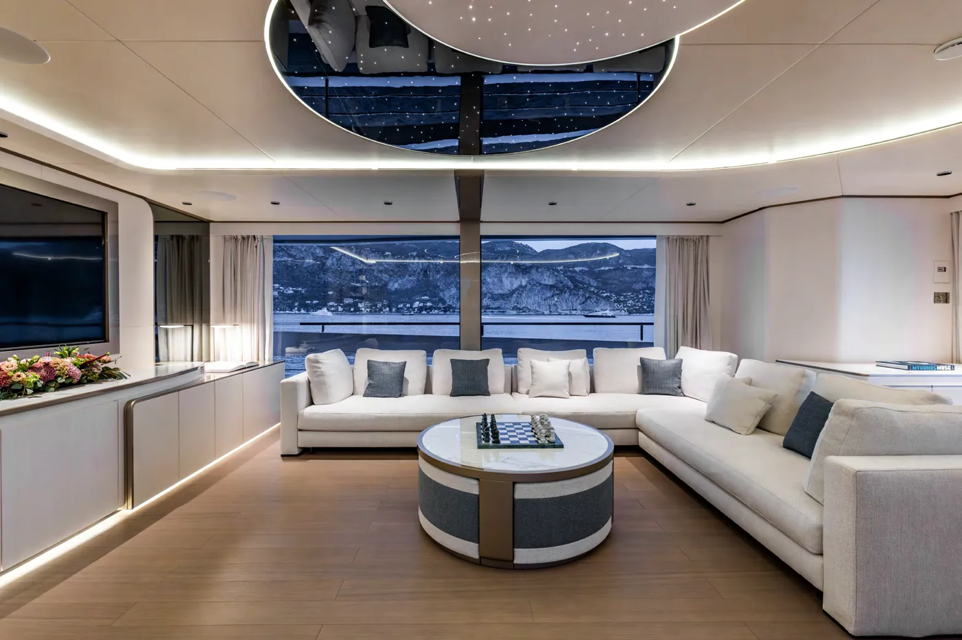 Felicita - photo 30 yacht charter Mykonos