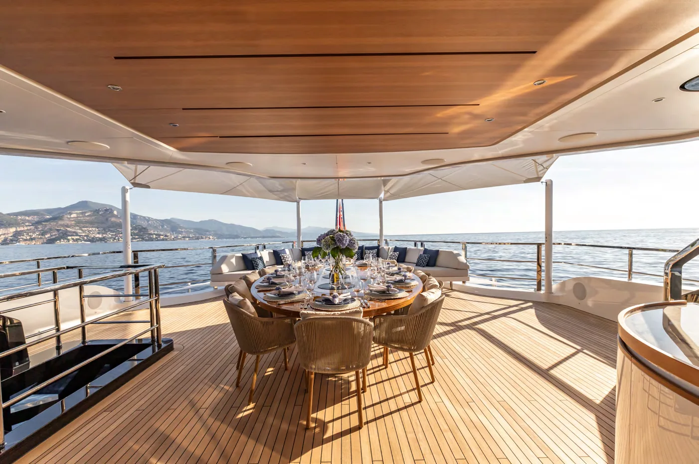 Felicita - photo 32 yacht charter Mykonos