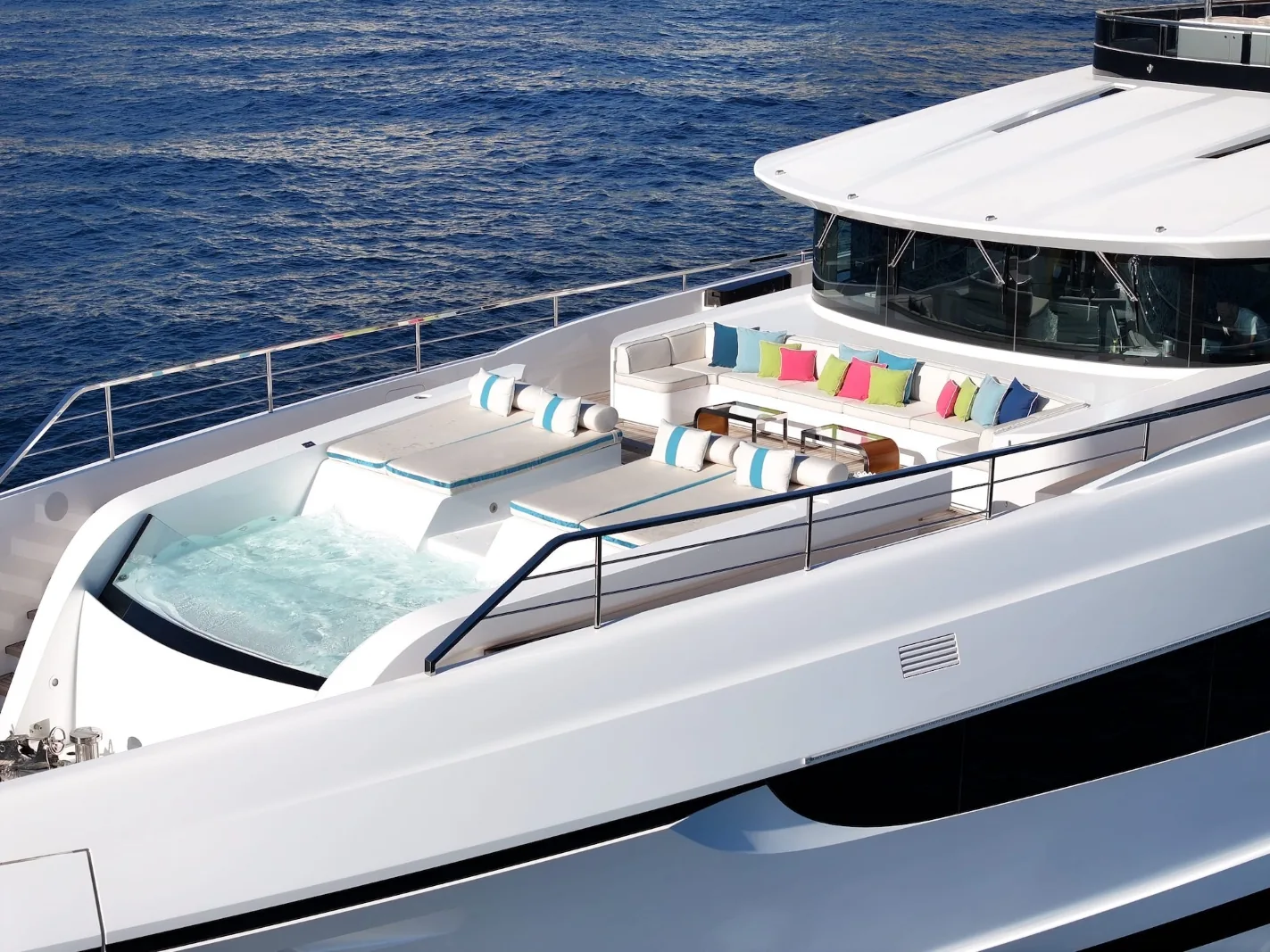 HALARA - photo 5 yacht charter Mykonos