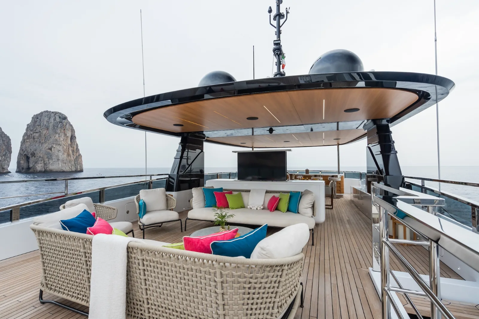 HALARA - photo 9 yacht charter Mykonos