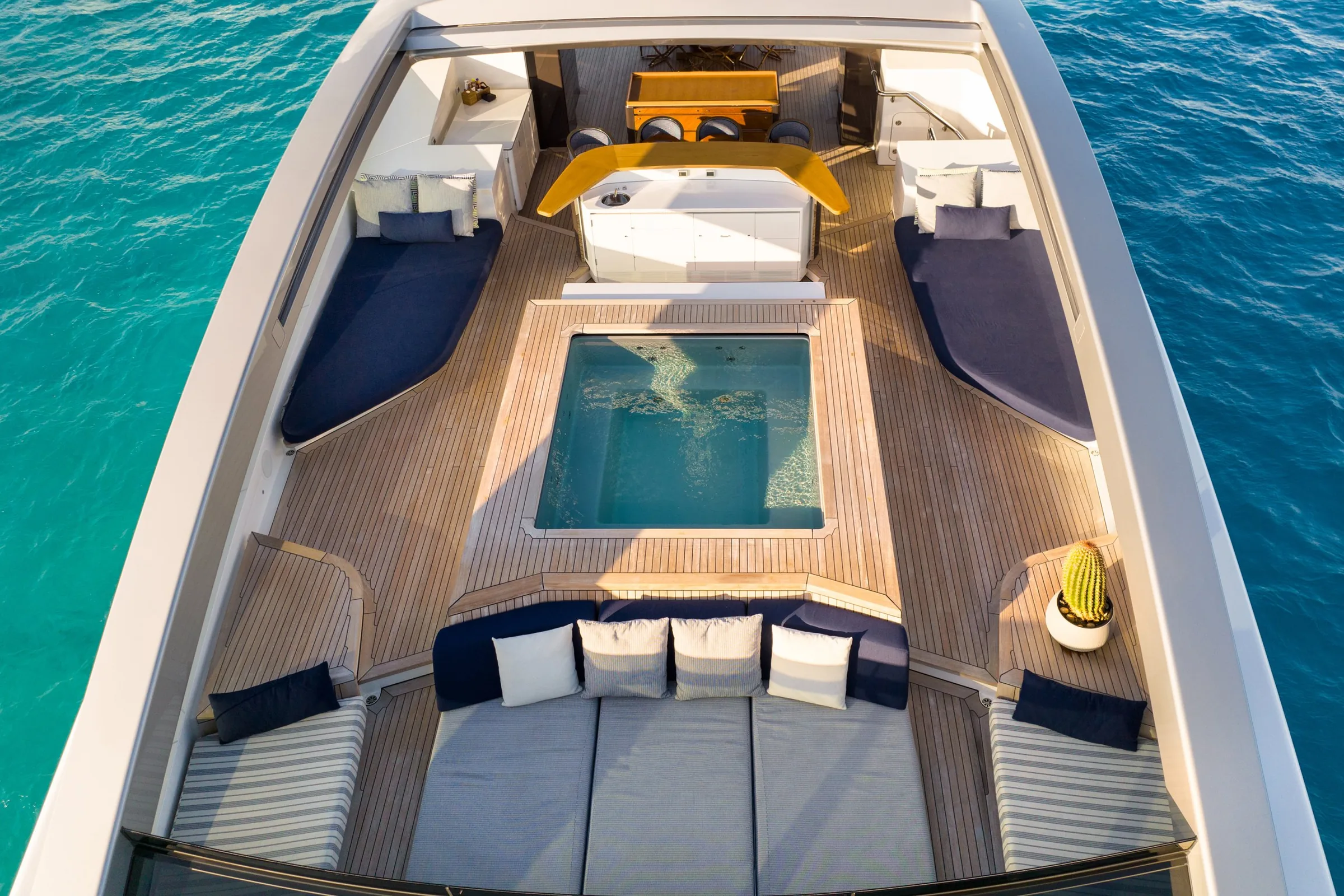 HALO - photo 10 yacht charter Mykonos