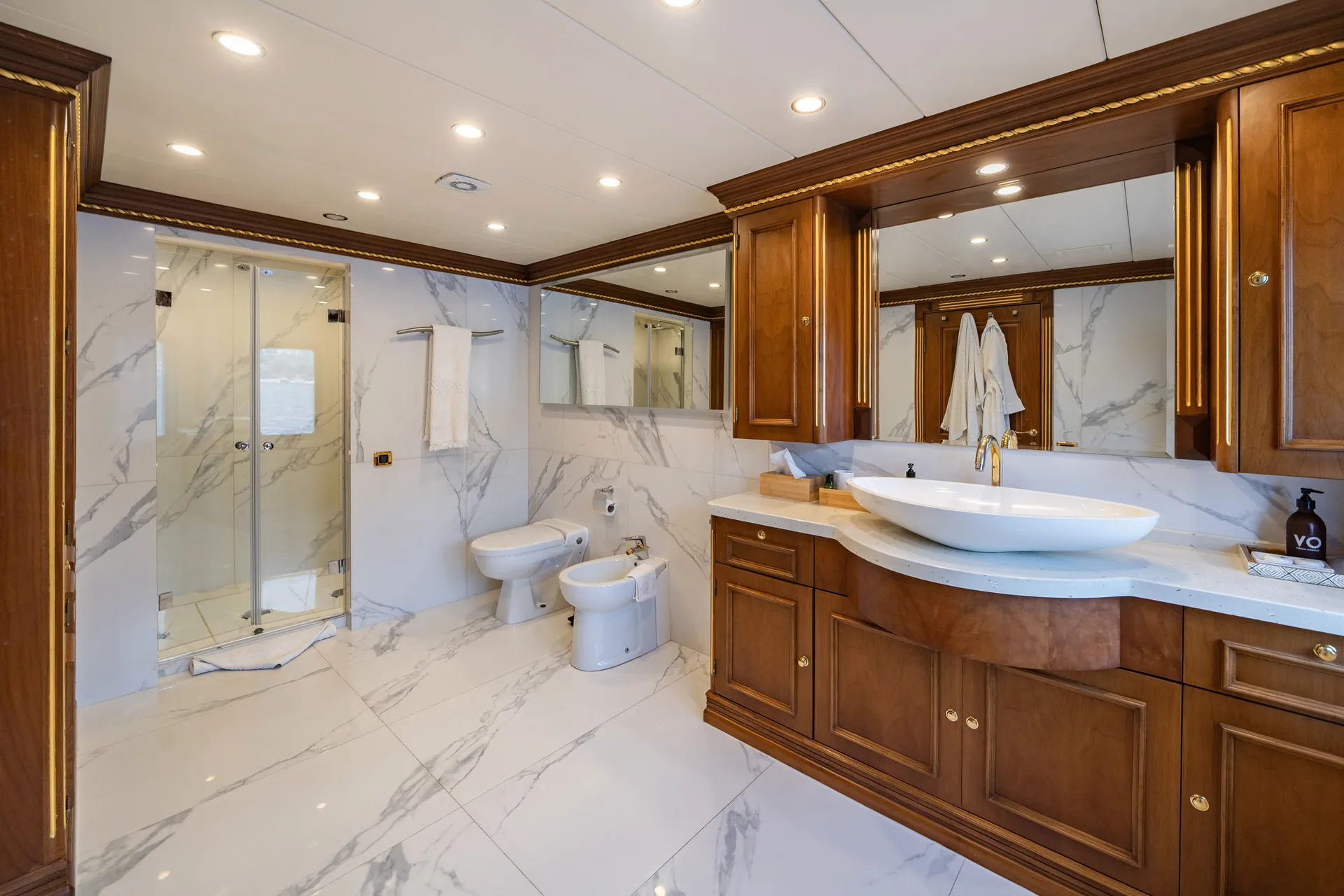 Irama - photo 16 yacht charter Mykonos