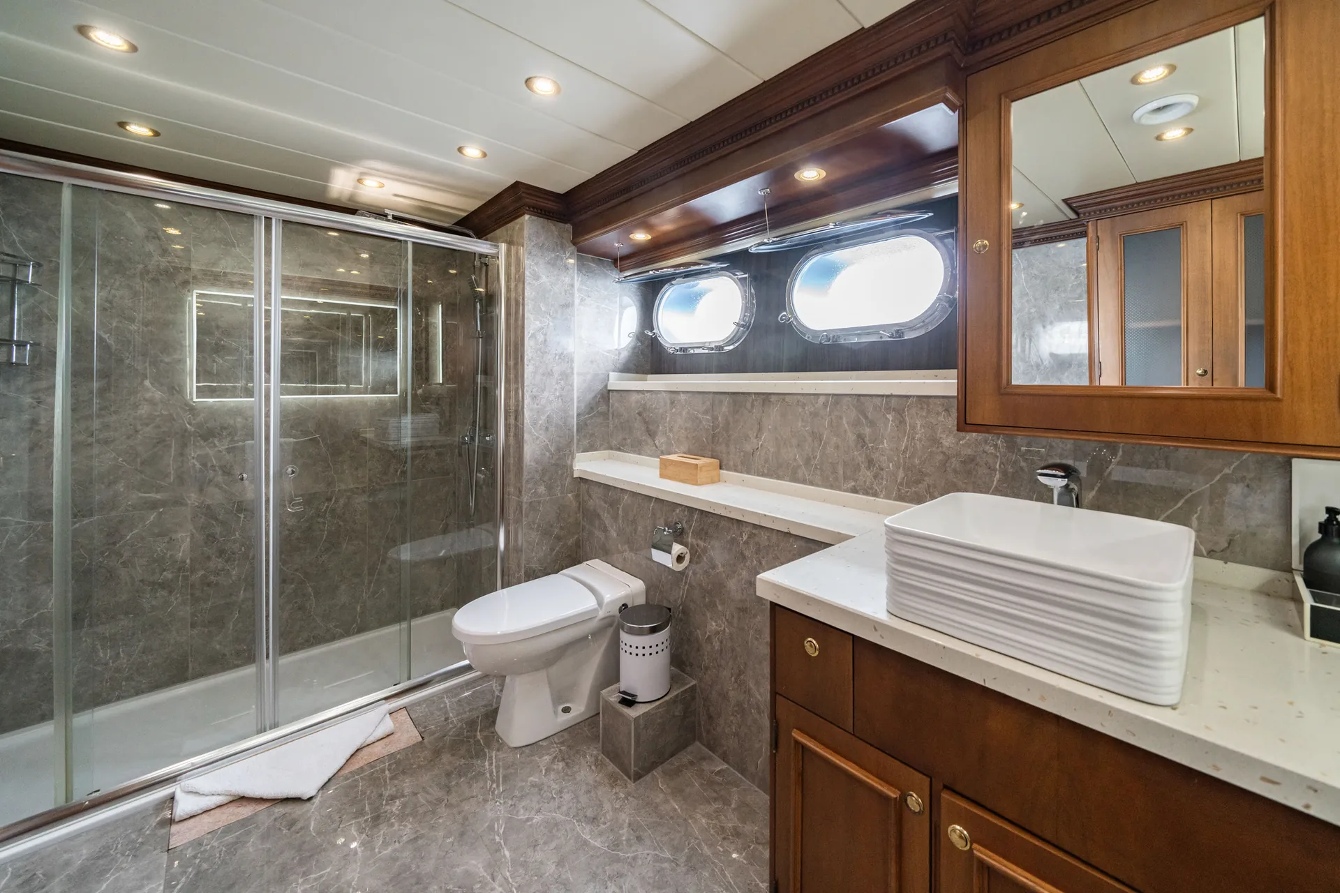 Irama - photo 21 yacht charter Mykonos