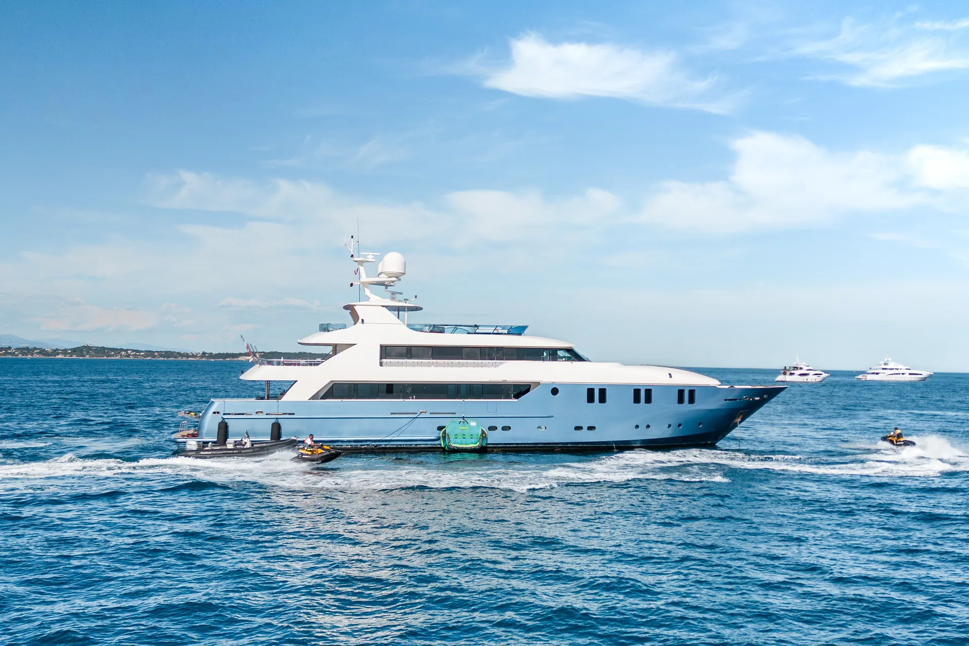 Irama - photo 1 yacht charter Mykonos
