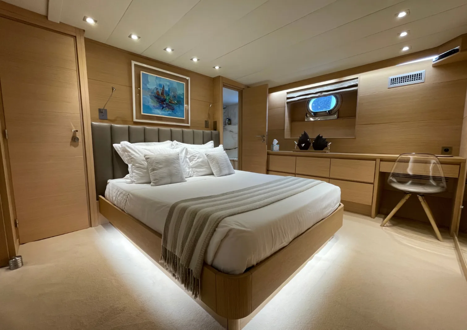 LADY JERSEY - photo 23 yacht charter Mykonos