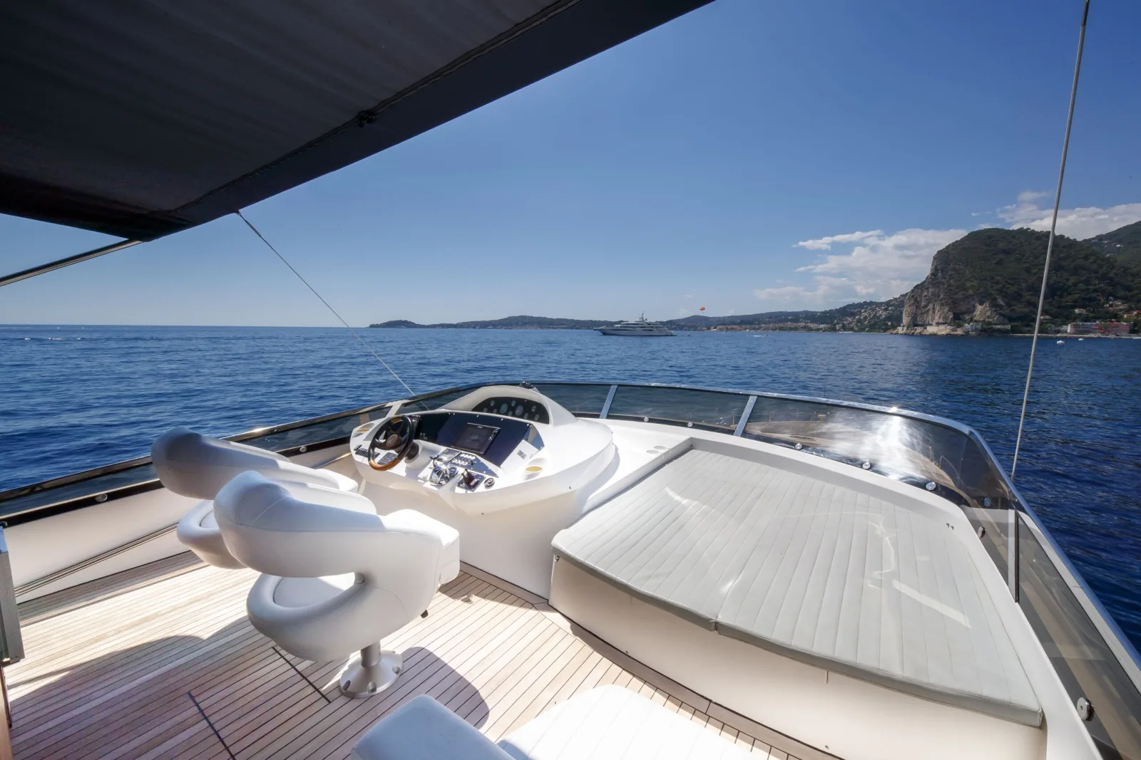 LADY YOUSRA - photo 5 yacht charter Mykonos