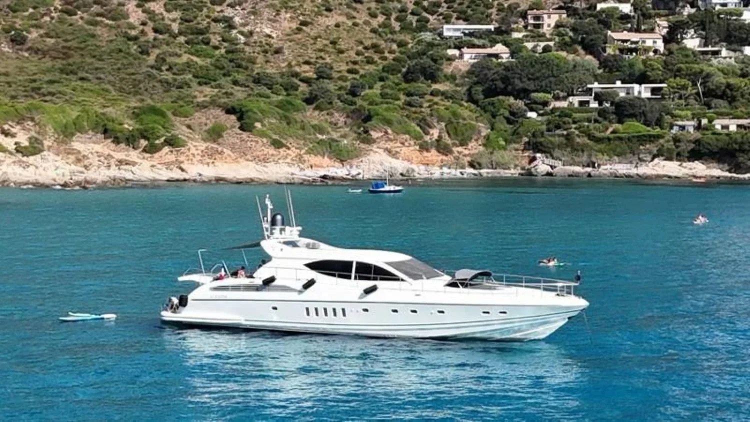 LEOPARD 24 - photo 3 yacht charter Mykonos