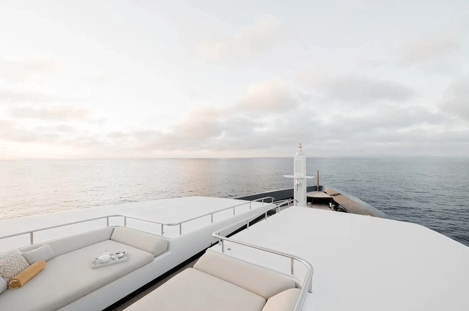 LOON - photo 42 yacht charter Mykonos