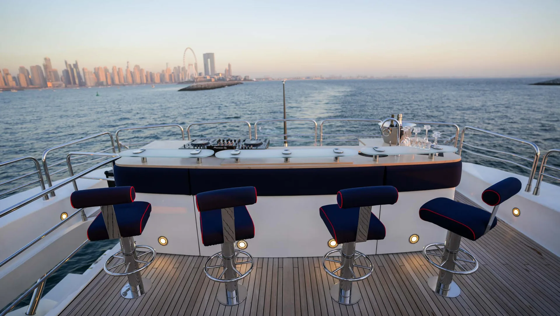 Lucien - photo 40 yacht charter Mykonos