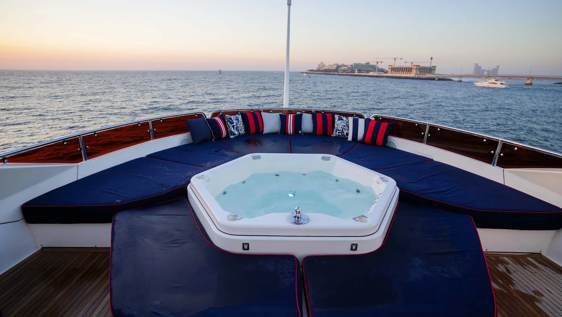 Lucien - photo 43 yacht charter Mykonos