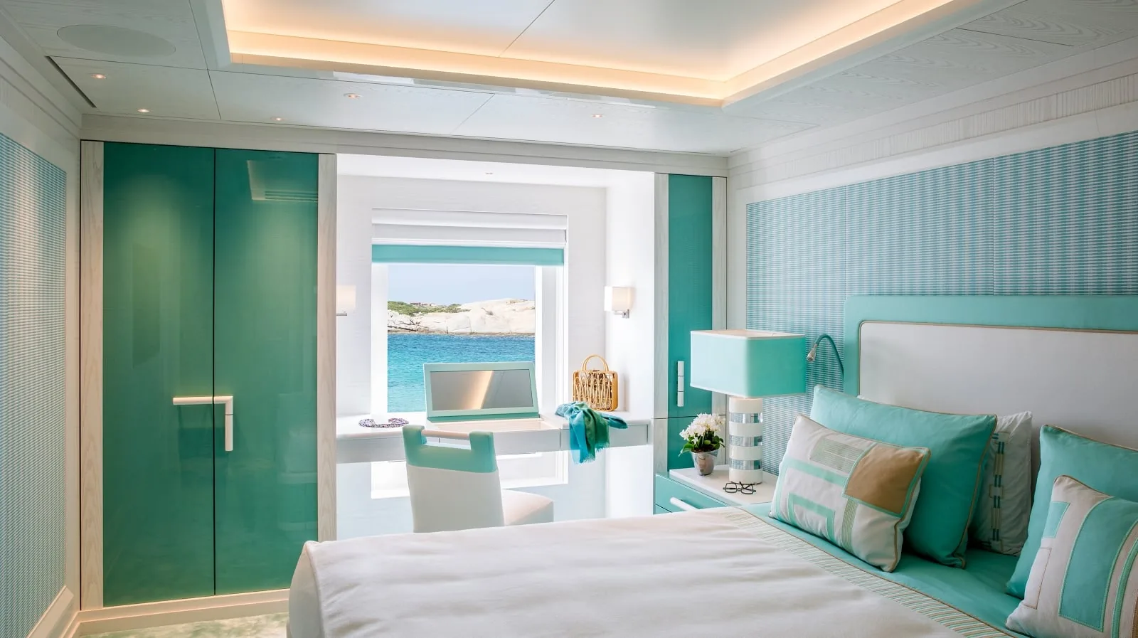 MADSUMMER - photo 32 yacht charter Mykonos