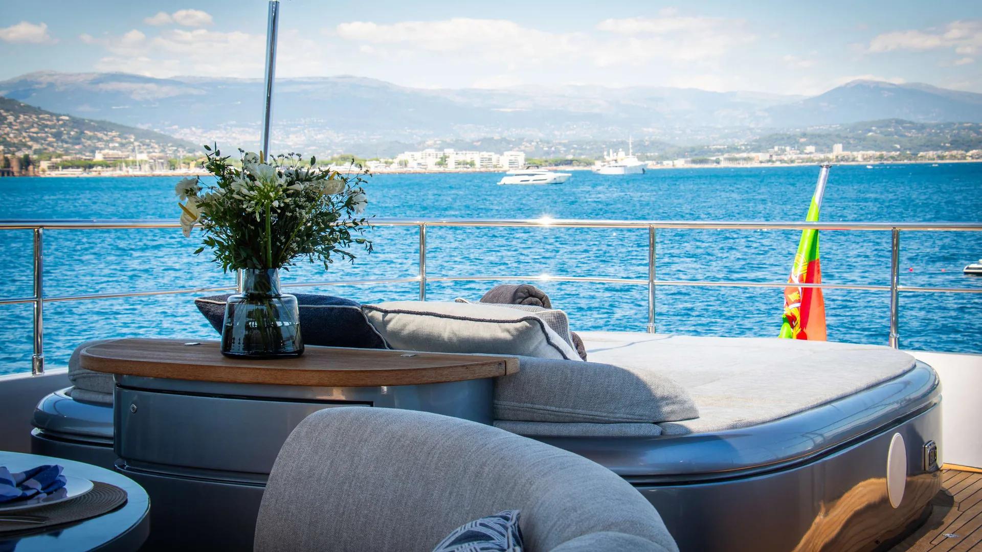 Matsu - photo 13 yacht charter Mykonos