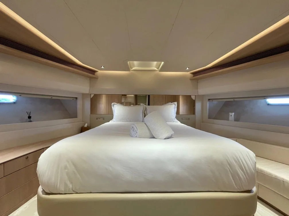 MAXI BEER - photo 8 yacht charter Mykonos