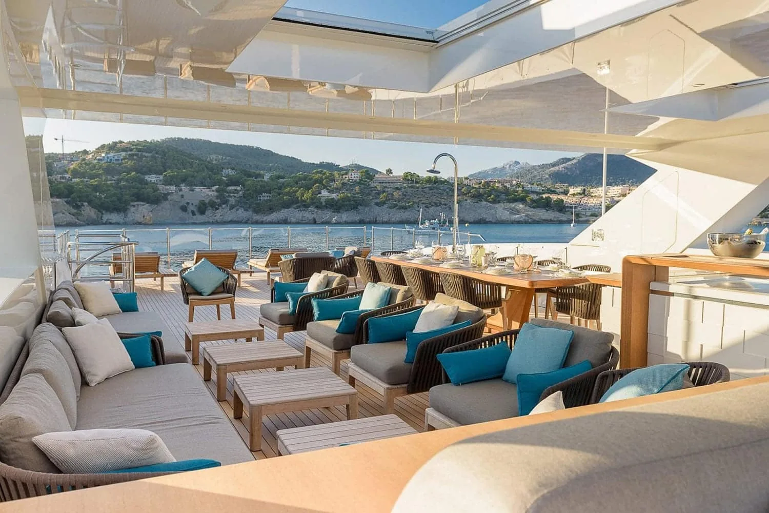 MR T - photo 6 yacht charter Mykonos