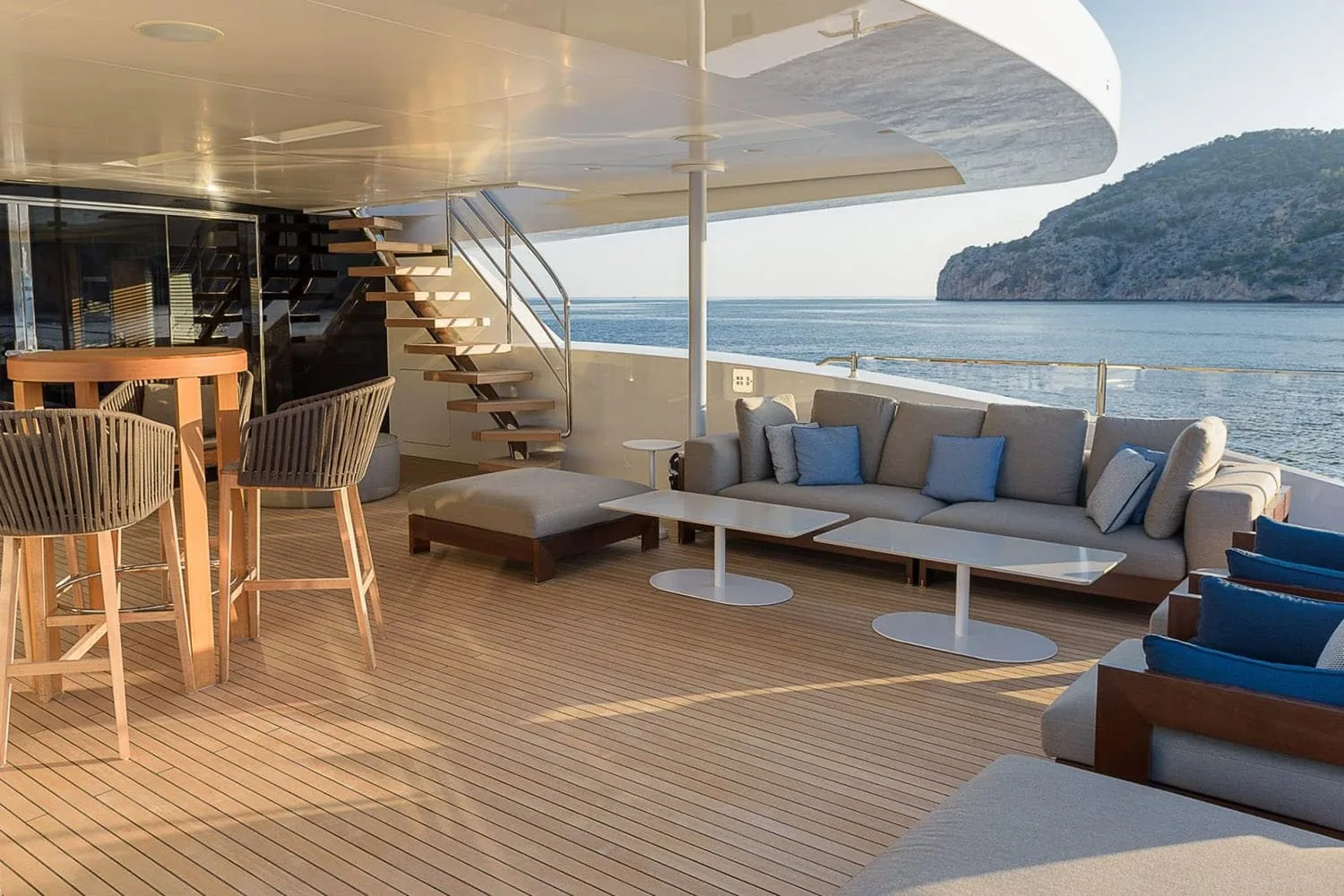 MR T - photo 11 yacht charter Mykonos