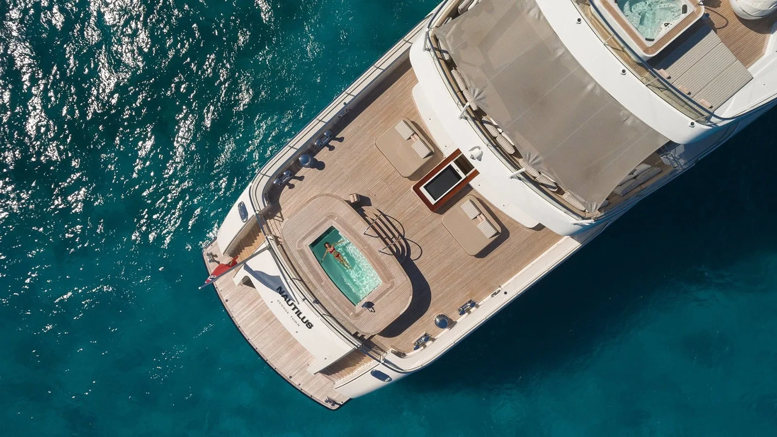NAUTILUS - photo 11 yacht charter Mykonos