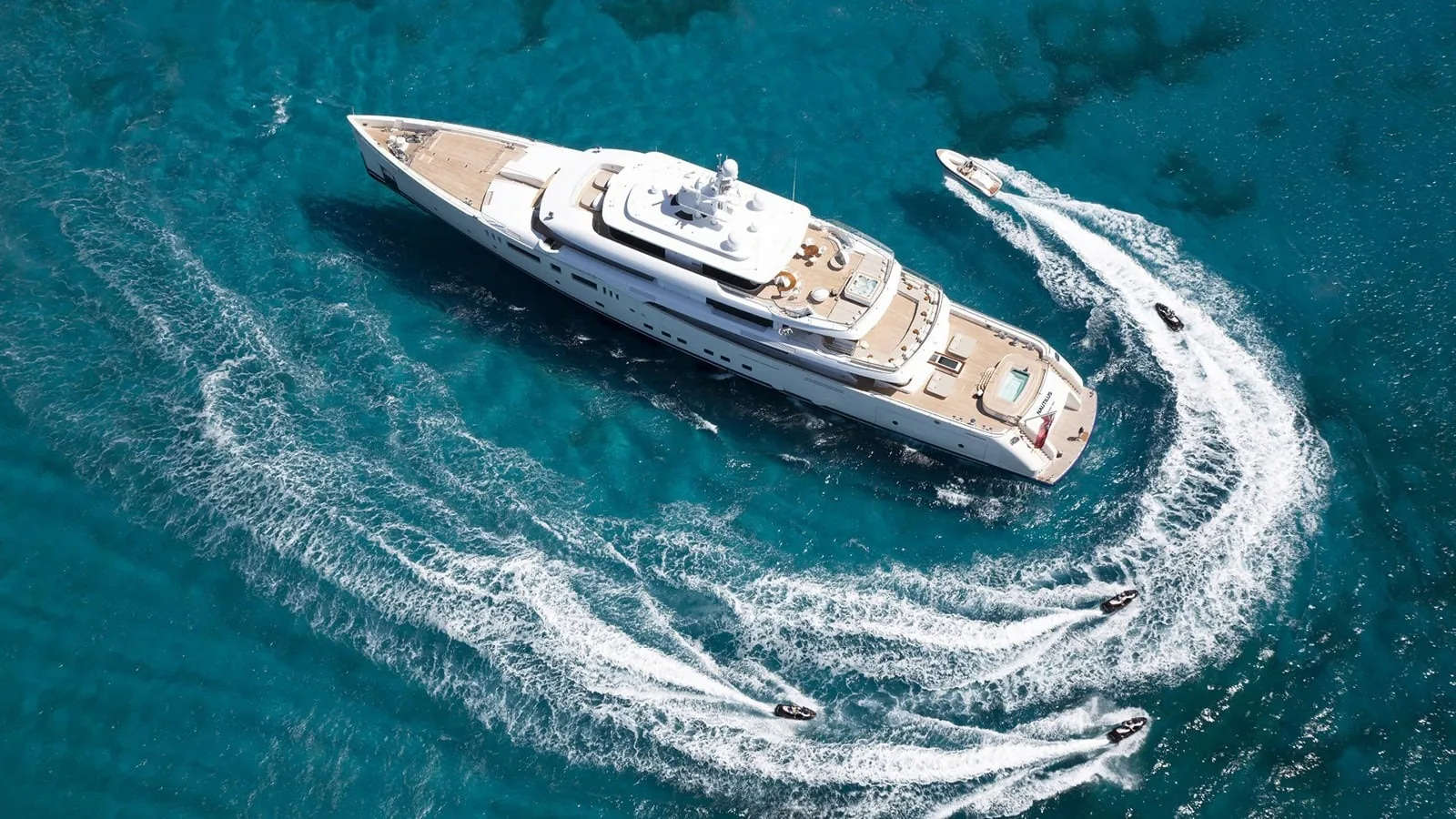 NAUTILUS - photo 12 yacht charter Mykonos