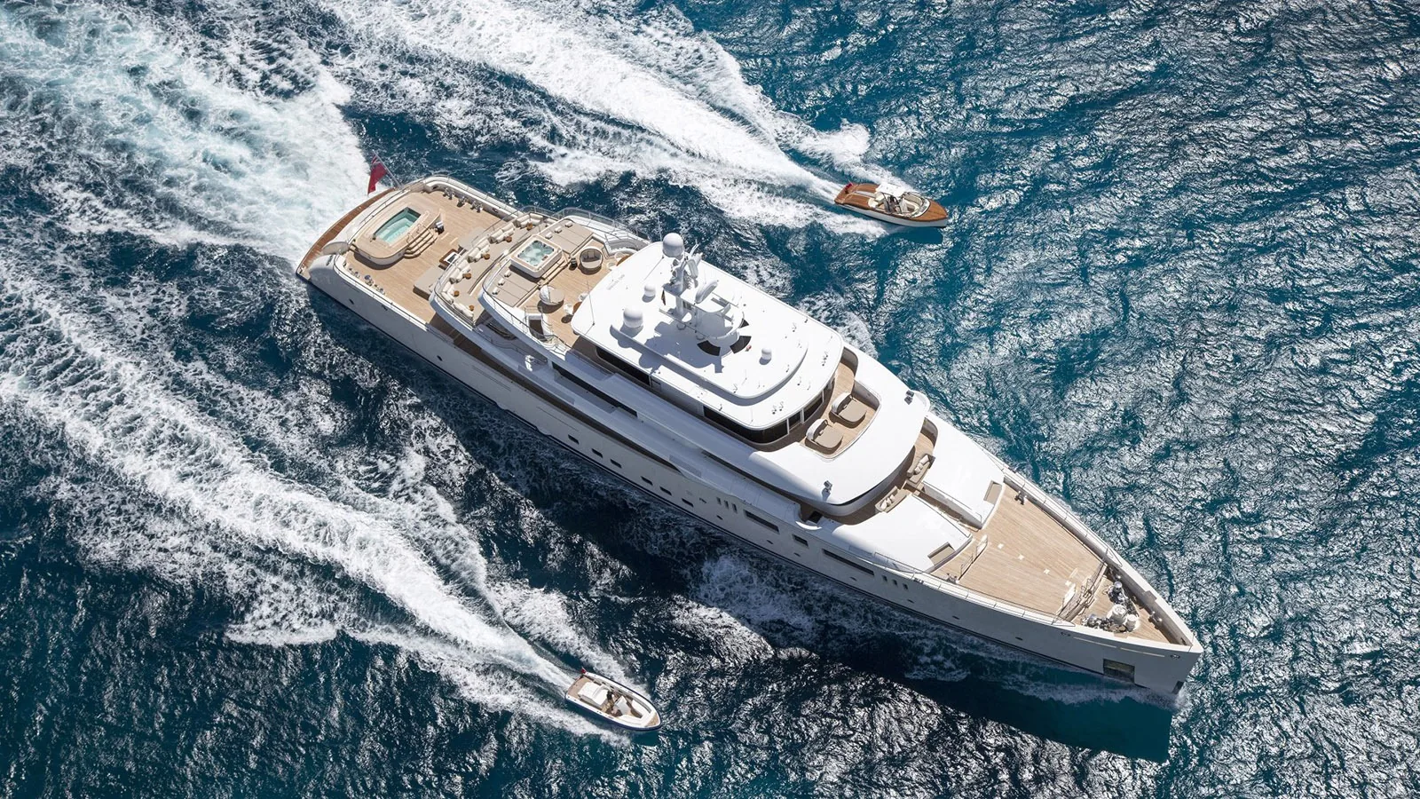 NAUTILUS - photo 17 yacht charter Mykonos