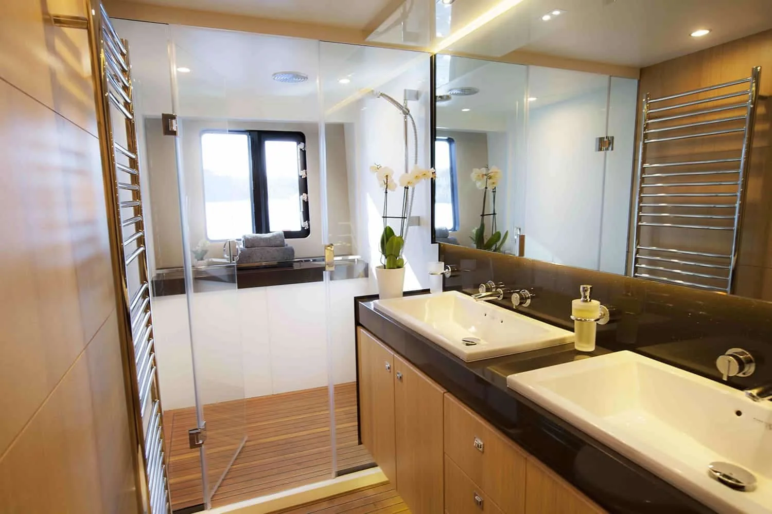 OBSESSIO - photo 15 yacht charter Mykonos