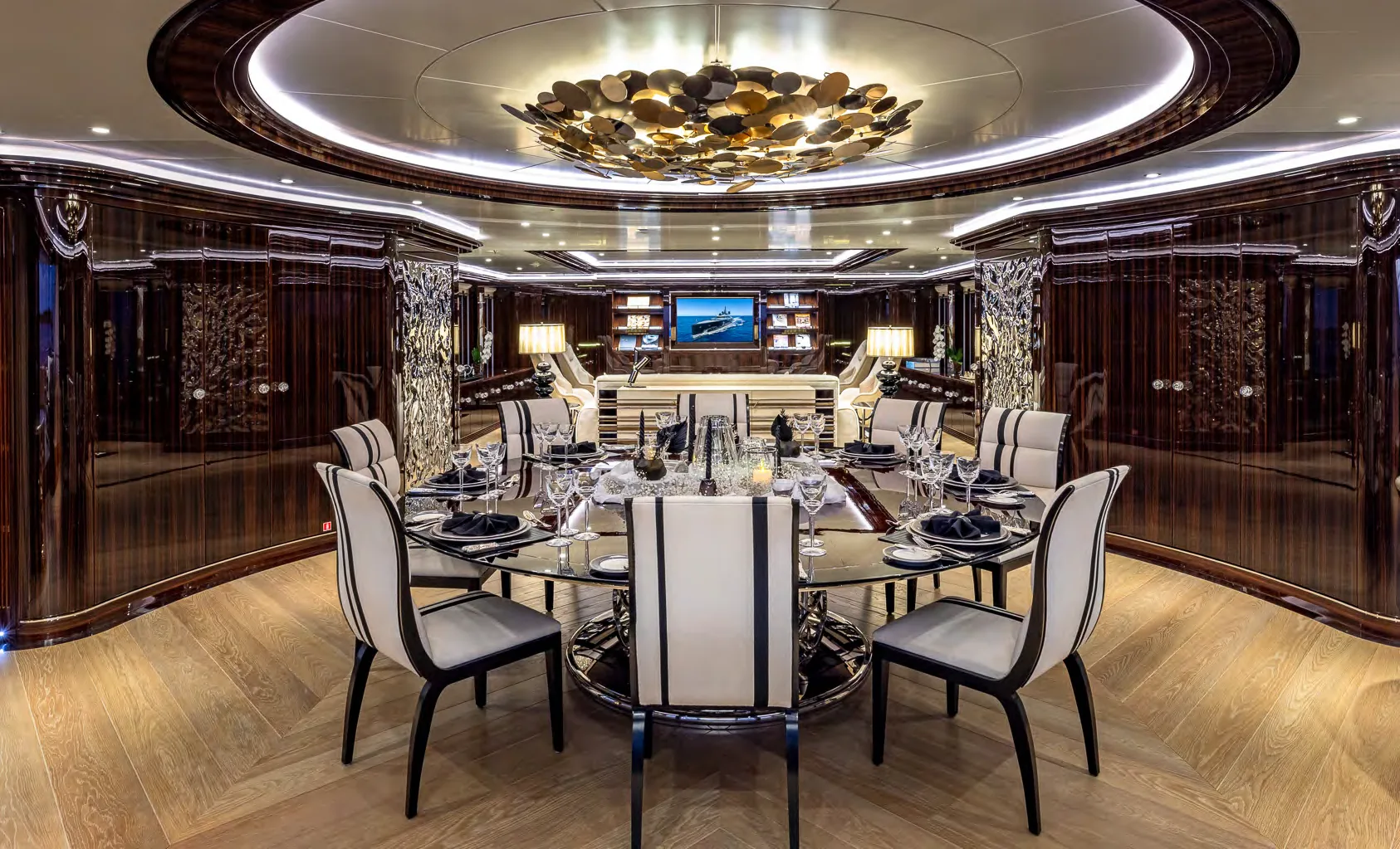 OKTO - photo 4 yacht charter Mykonos
