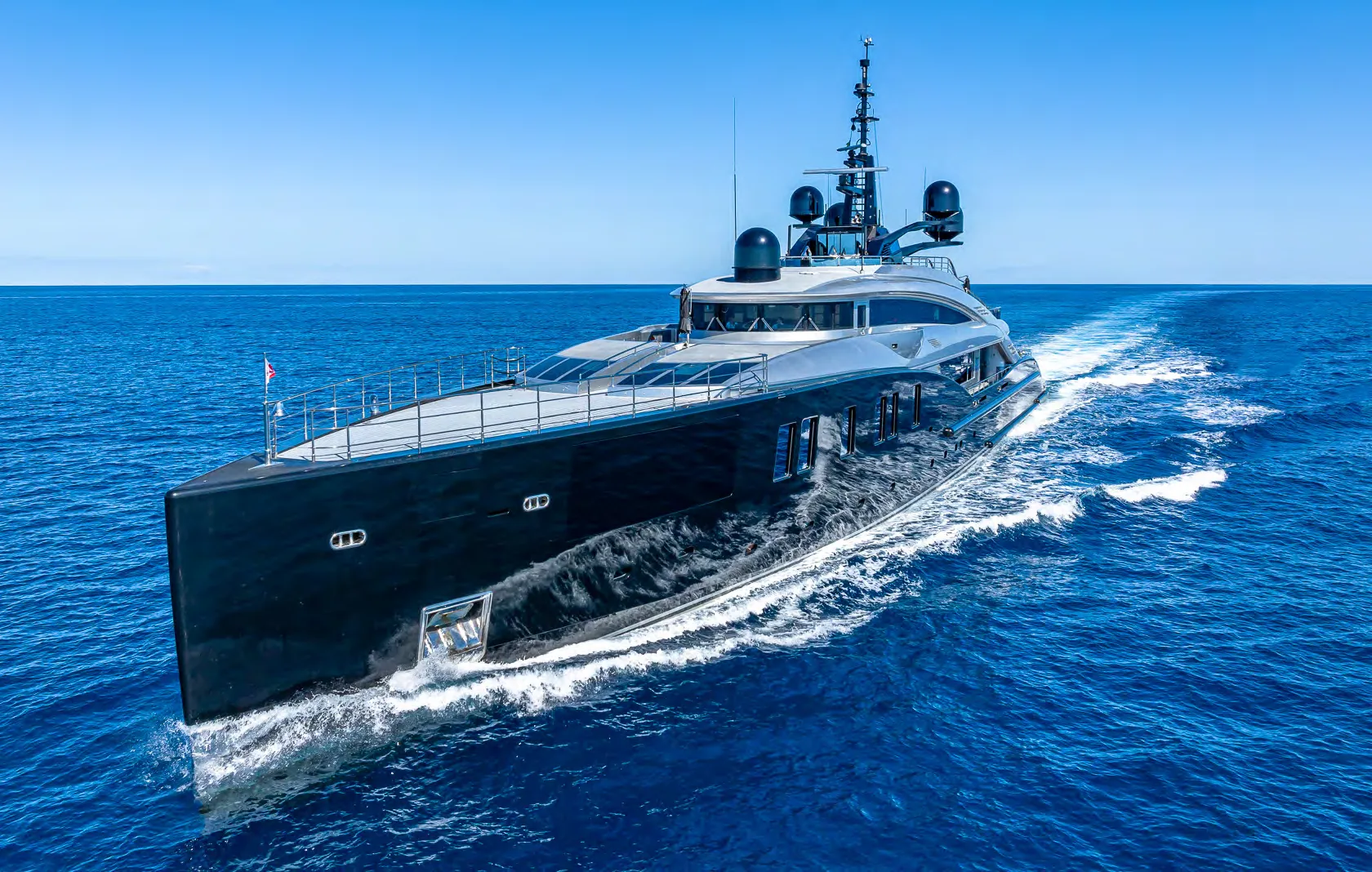 OKTO - yacht charter Mykonos