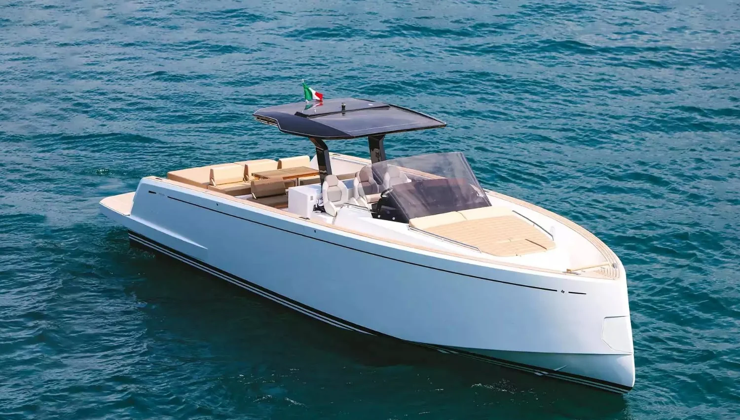 Pardo 43 - photo 2 yacht charter Mykonos