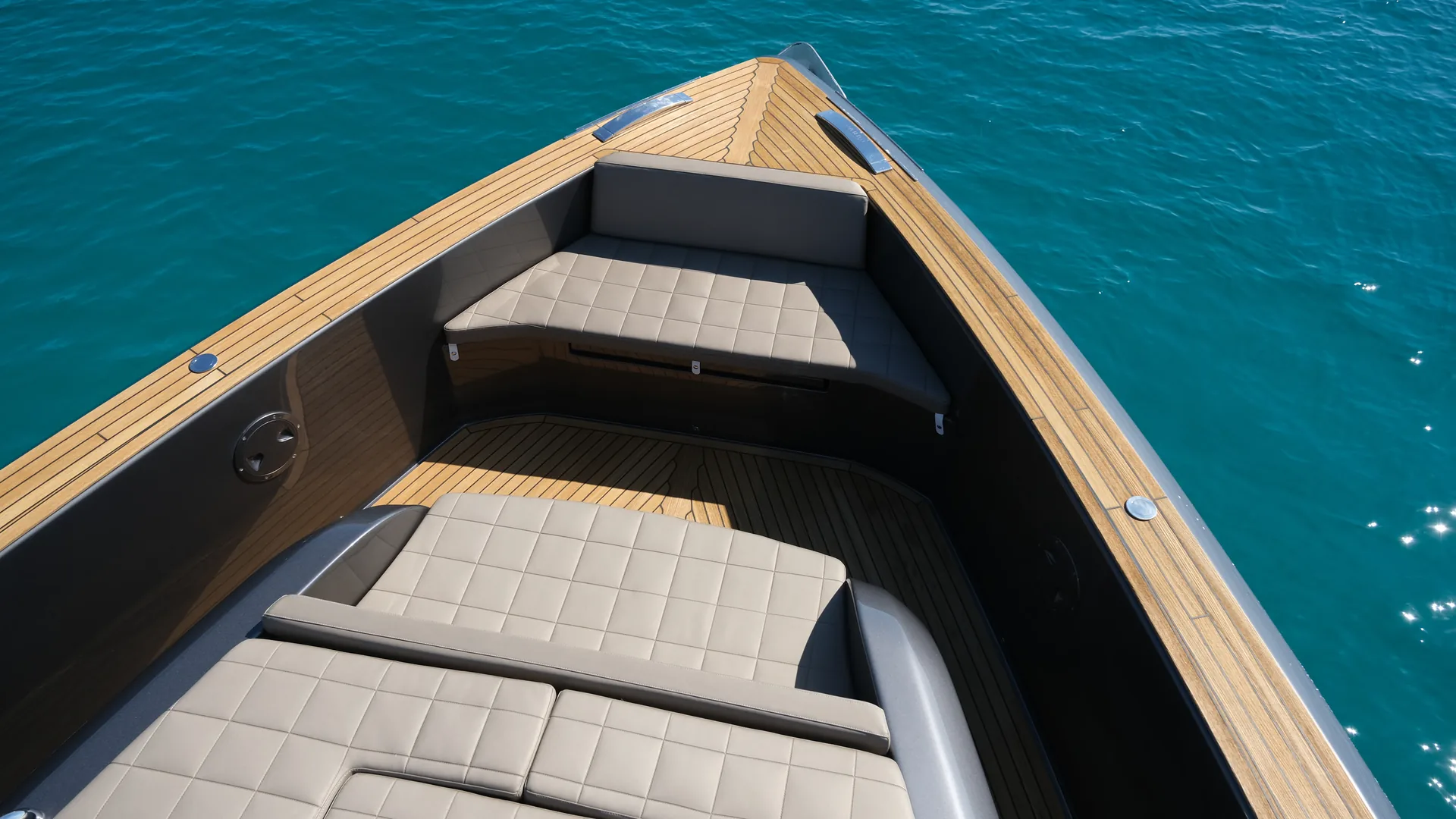 Pardo 50 - photo 14 yacht charter Mykonos