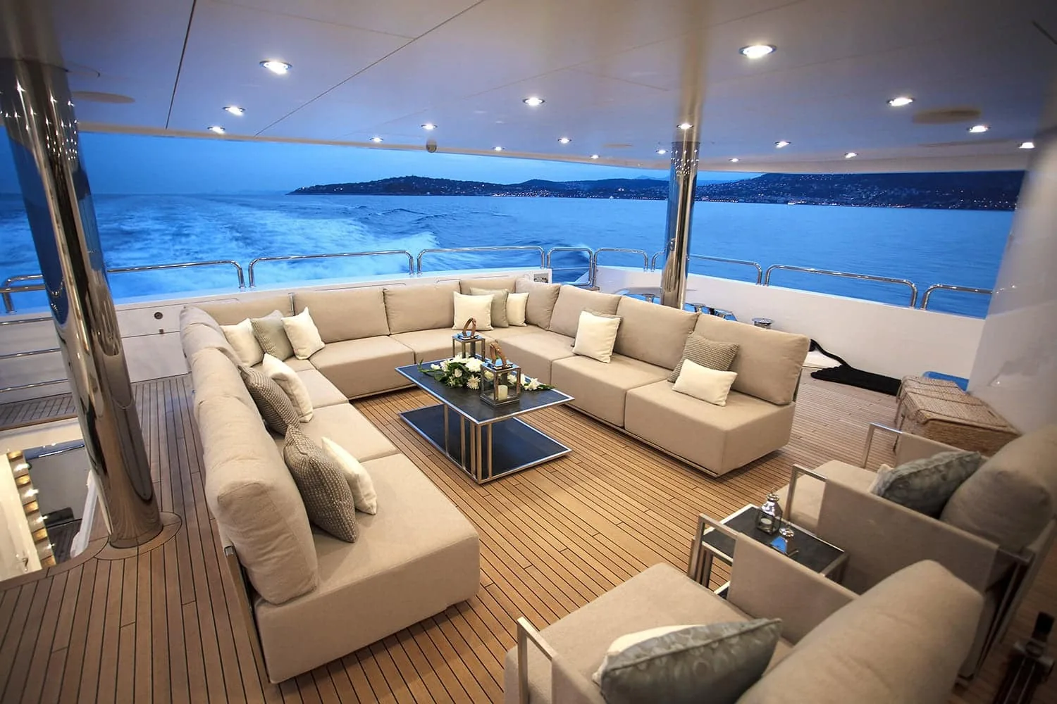 PRINCESS AVK - photo 8 yacht charter Mykonos