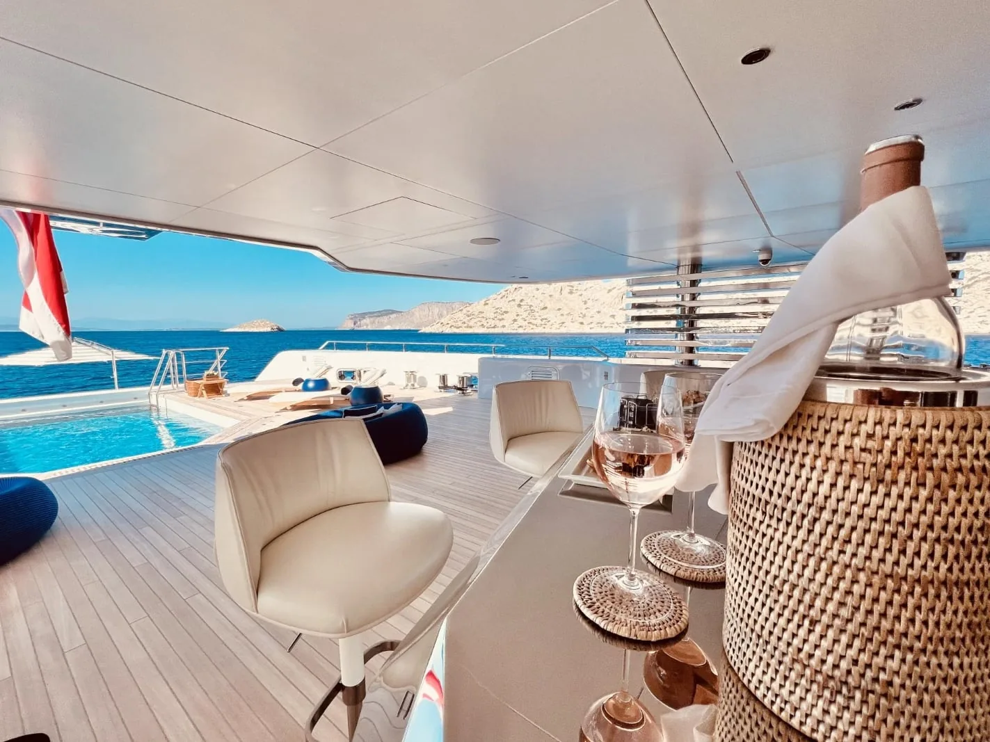 PROJECT X - photo 5 yacht charter Mykonos