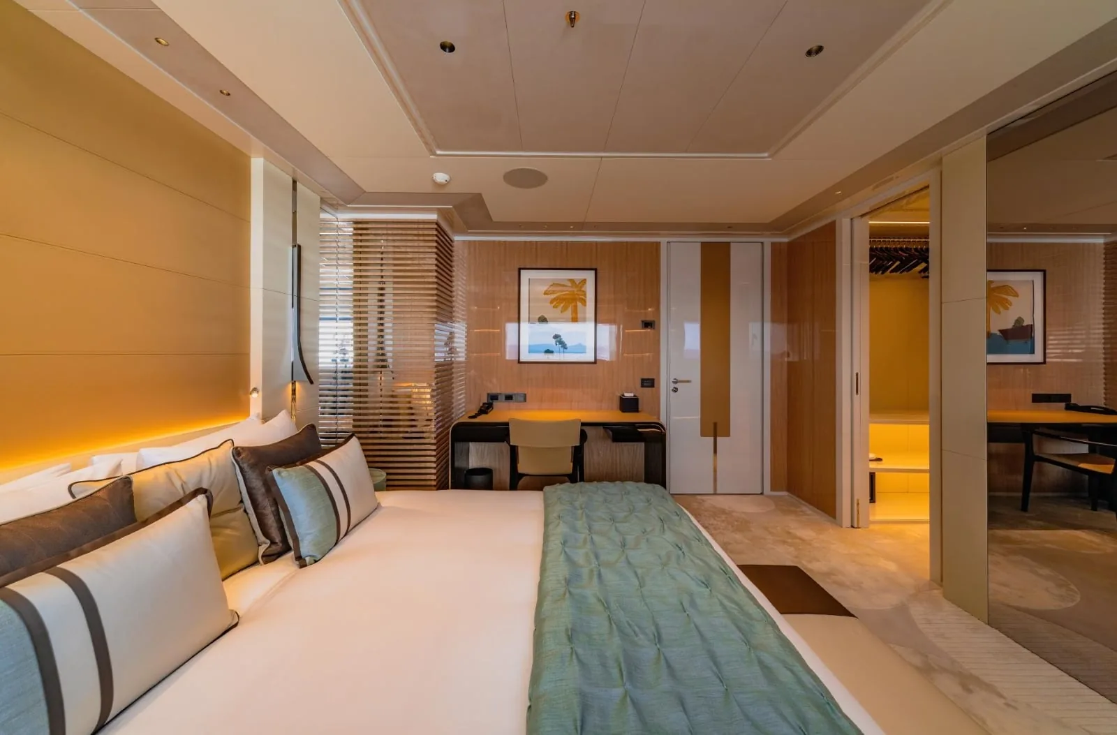 PROJECT X - photo 50 yacht charter Mykonos