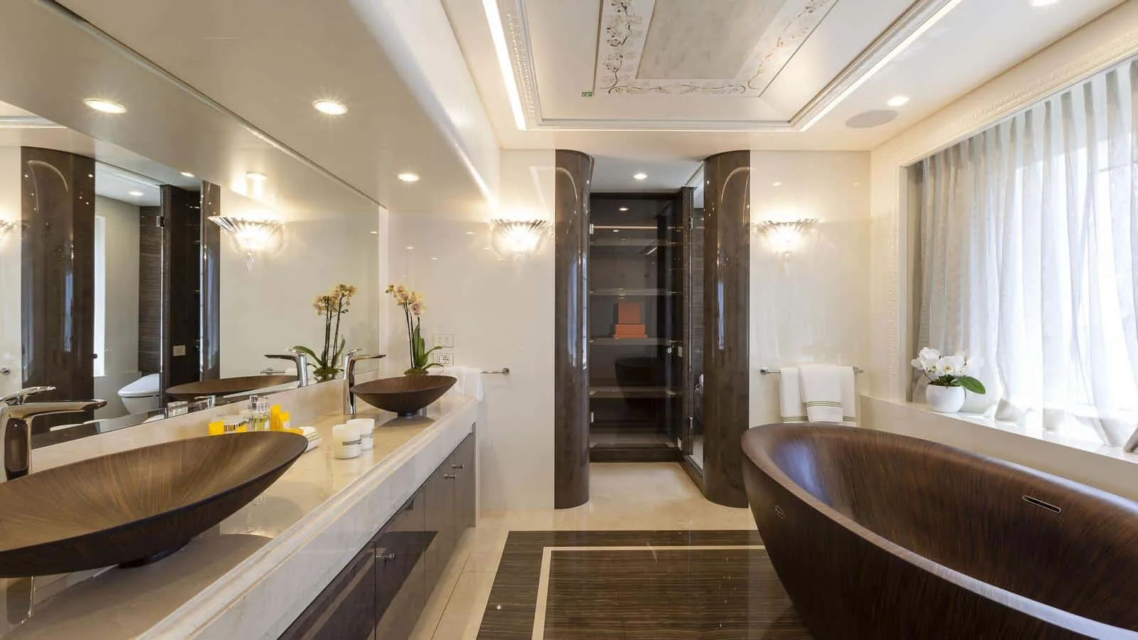 QUINTA ESSENTIA - photo 19 yacht charter Mykonos