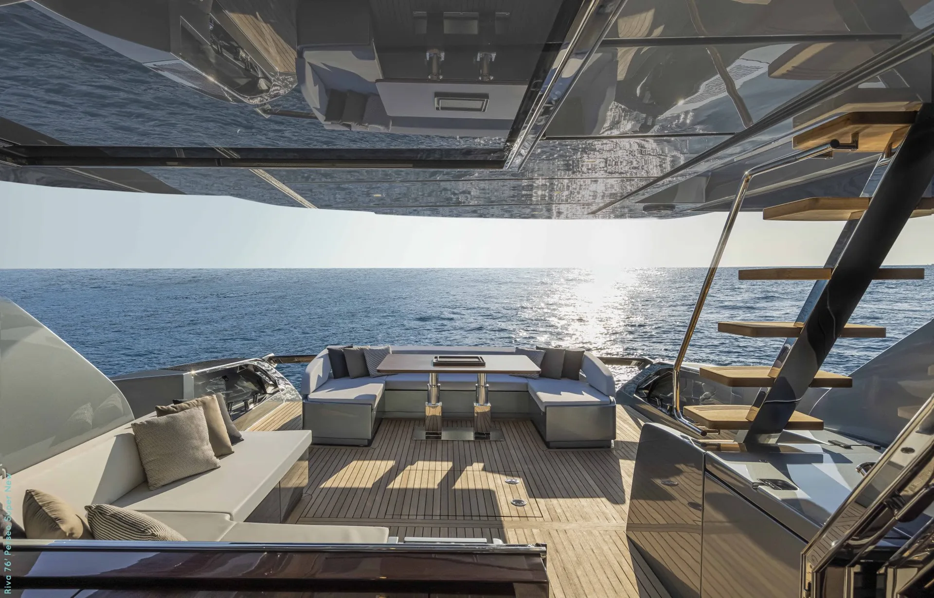 Riva 76 - photo 6 yacht charter Mykonos