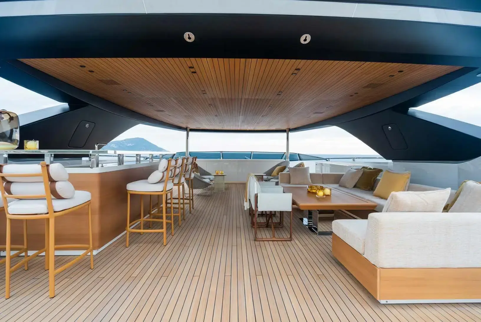 RMF - photo 11 yacht charter Mykonos