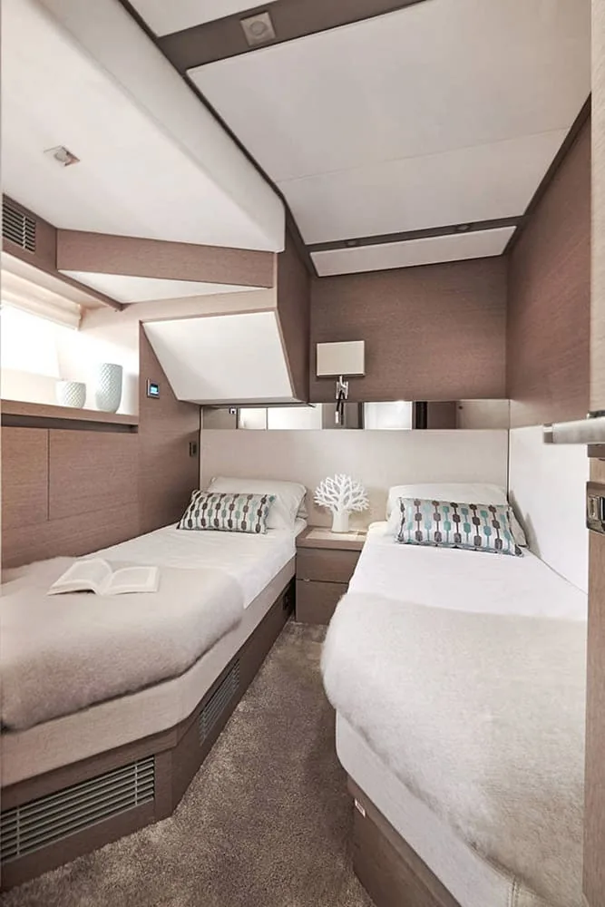 ROMY ONE - photo 28 yacht charter Mykonos