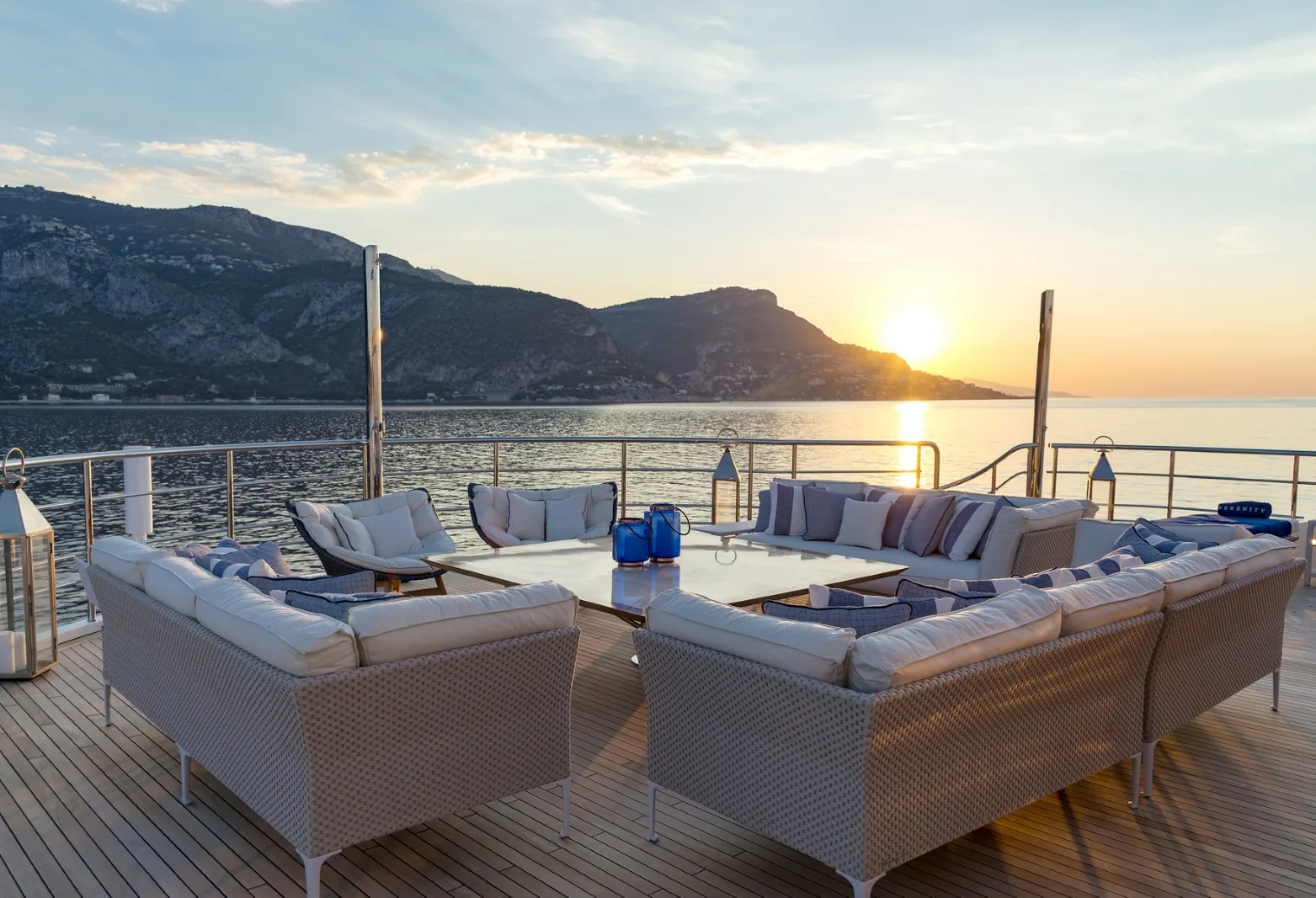 SERENITY - photo 9 yacht charter Mykonos